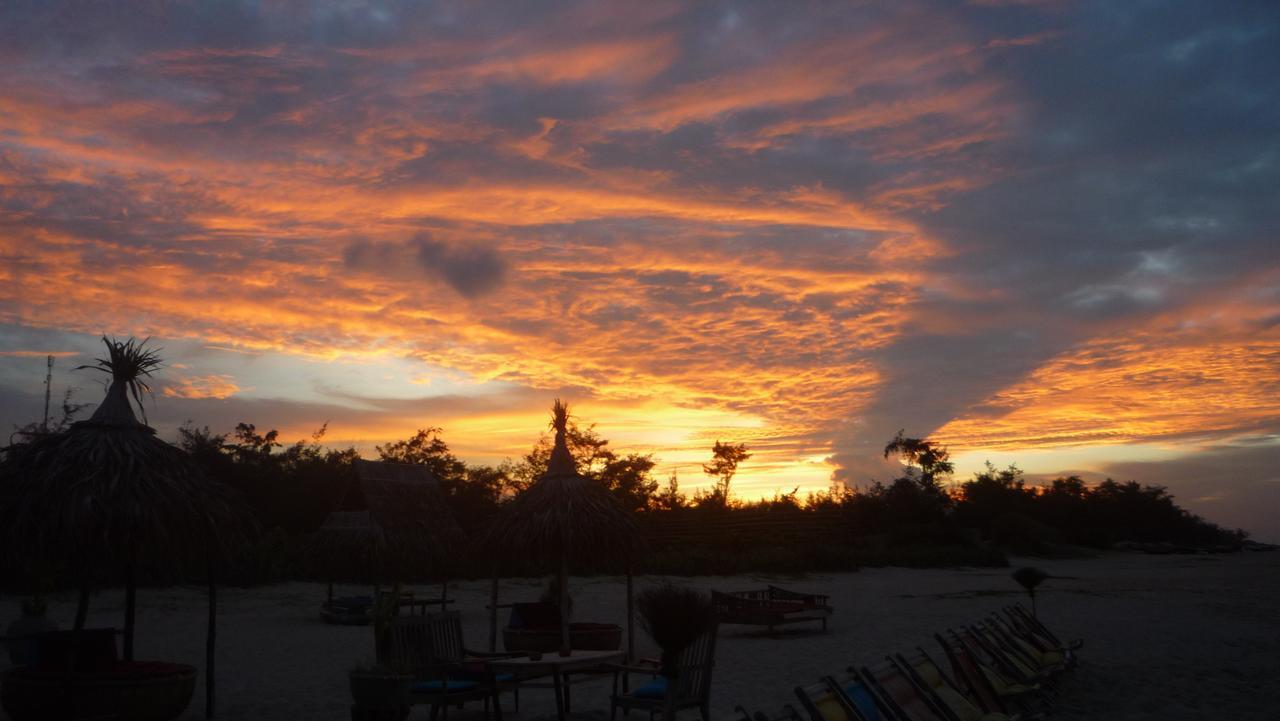 Beach Bar Hue Hotel Exterior foto
